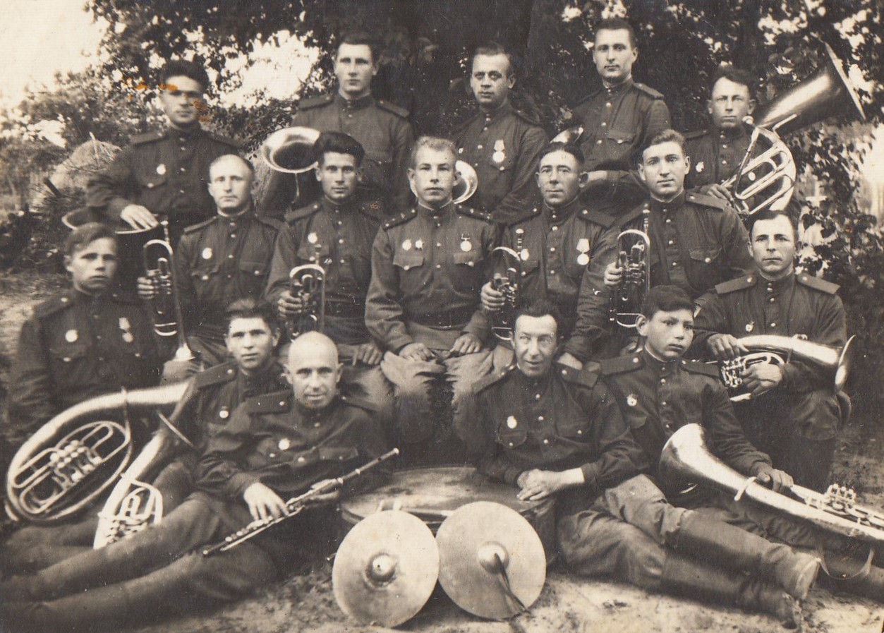 ВЫСТАВКА «СУДЬБА ВОЕННОГО МУЗЫКАНТА»