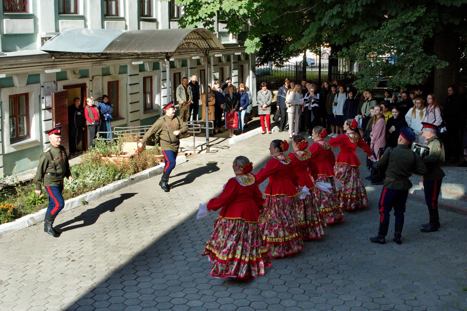ВЫСТАВКА ПОЭЗИЯ ПРИРОДЫ001