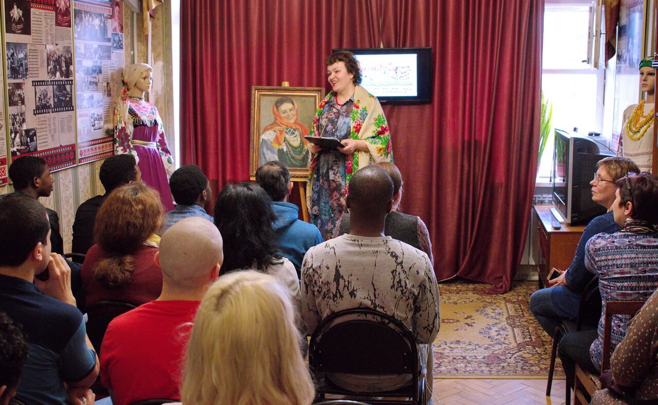 ВЫСТАВКА «БАЛАГУРНИКИ» И «КОННИЦЫ», СКАЗОЧНЫЕ И ИНЫЕ ЛУБКИ»