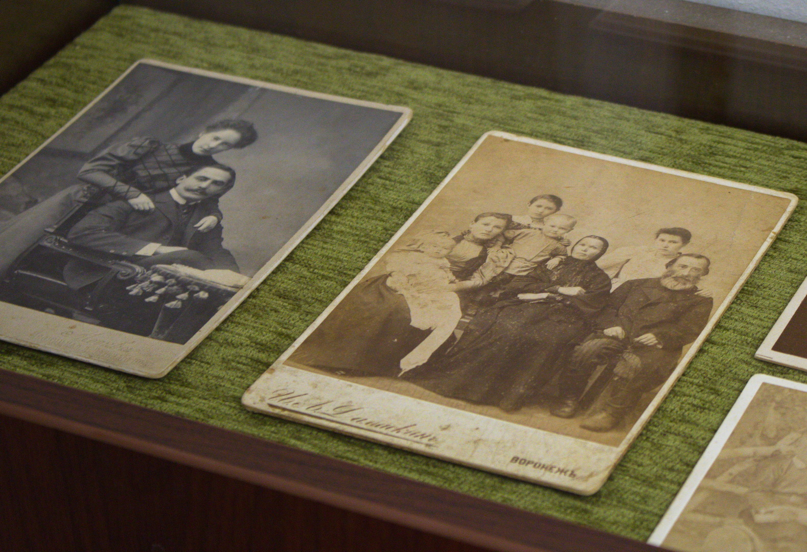 ВЫСТАВКА «ПЕРВЫЙ ВЕК СВЕТОПИСИ: В ОБЪЕКТИВЕ КАМЕРЫ – ЛИТЕРАТУРА»