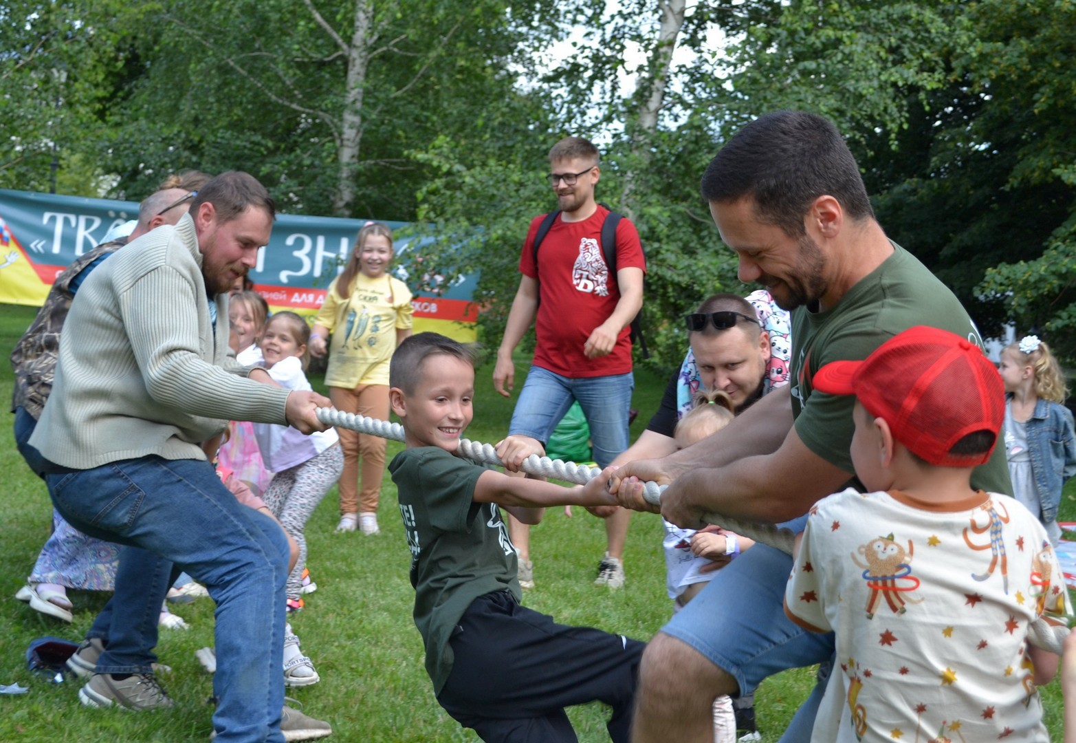 Семейный праздник «На крыльях сказки: авиация и литература»