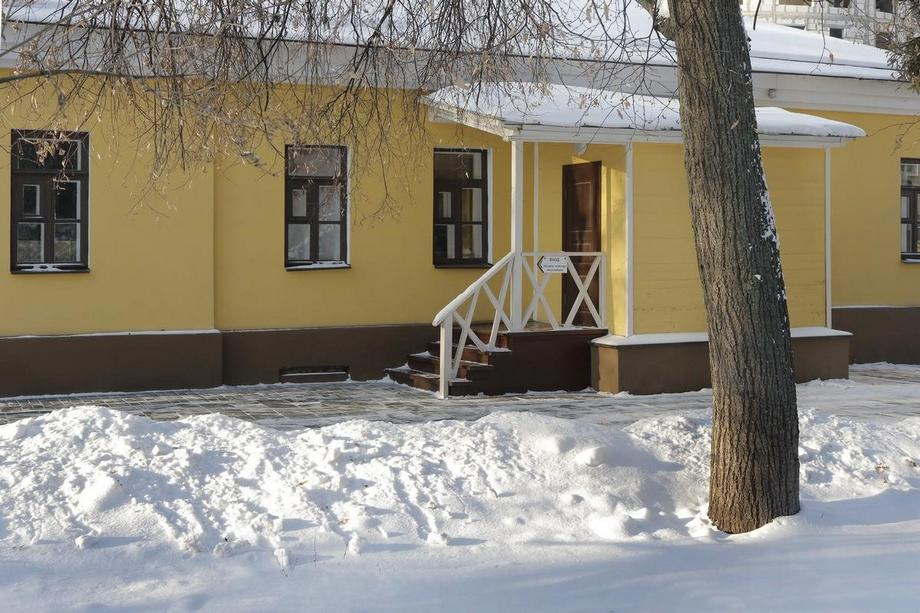 Патриотическая беседа «Защищая Родину»