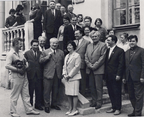 Фотография, участники Всесоюзной лермонтовской конференции (второй справа в первом ряду – Удодов Б.Т.).