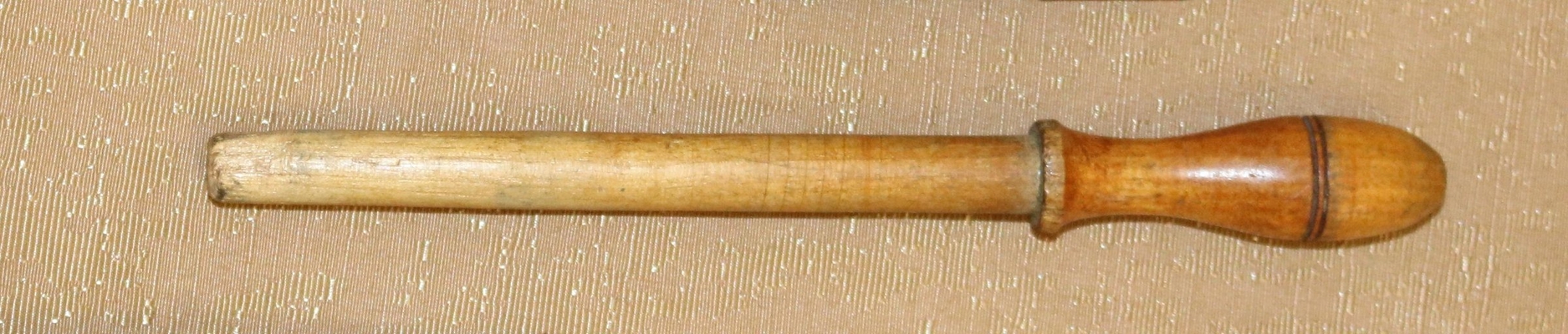 Выталкиватель от приспособления для ручной набивки сигаретных гильз, Россия