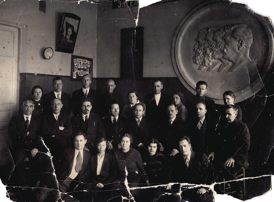 Фотография. Преподаватели Воронежского авиационного техникума (третья в нижнем ряду – Н.Е. Штемпель)