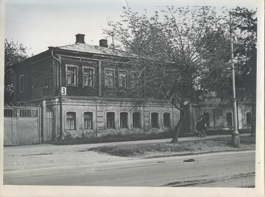 Фото: Дом, где родился И.А. Бунин.