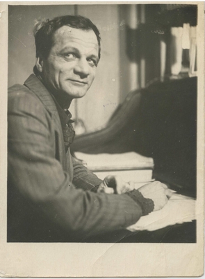 Фотография: А.П. Платонов, 1940 г.