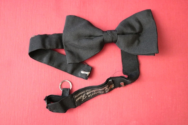 Галстук-бабочка. Западная Европа