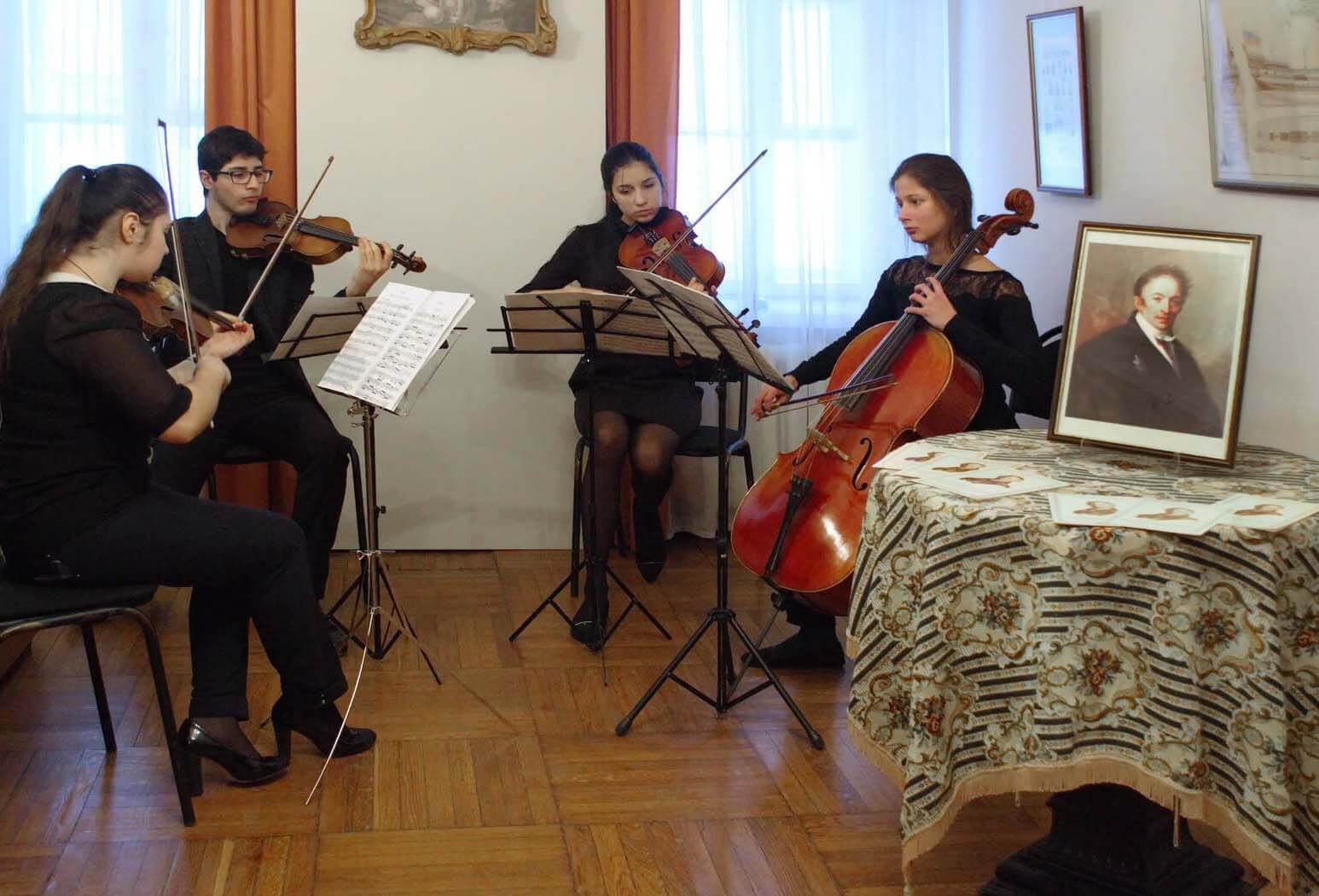 Постоянная экспозиция